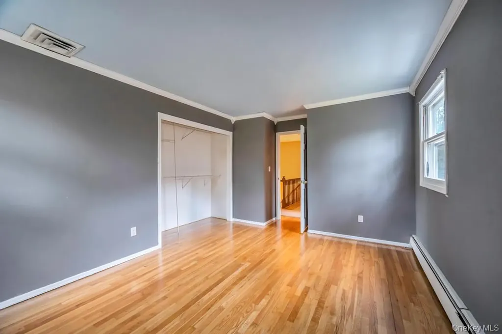 330 Edgewood Avenue Smithtown NY 11787