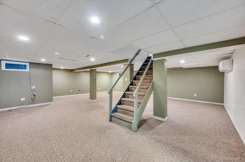 330 Edgewood Avenue Smithtown NY 11787