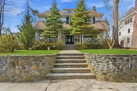 220 Sheridan Avenue Mount Vernon NY 10552