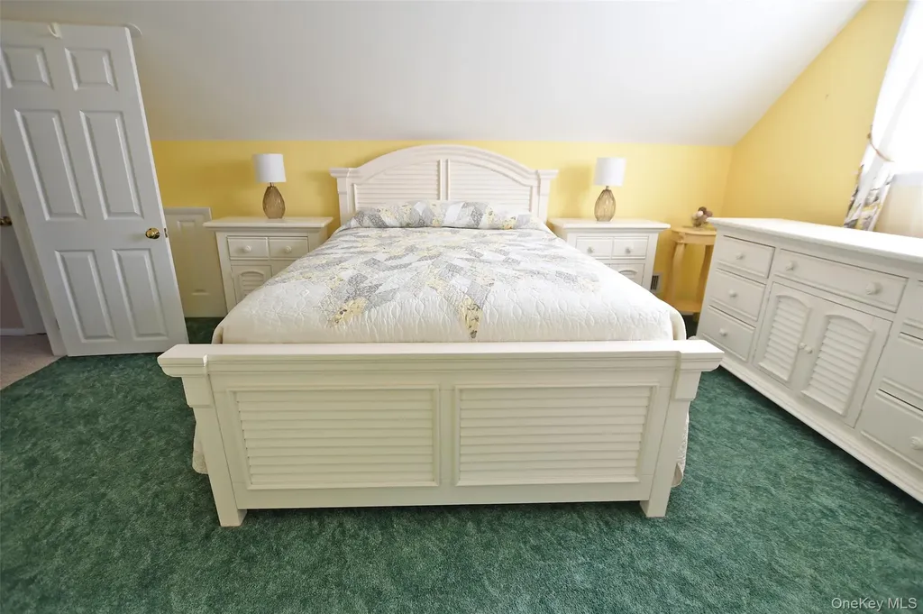 359 Randall Road Ridge NY 11961