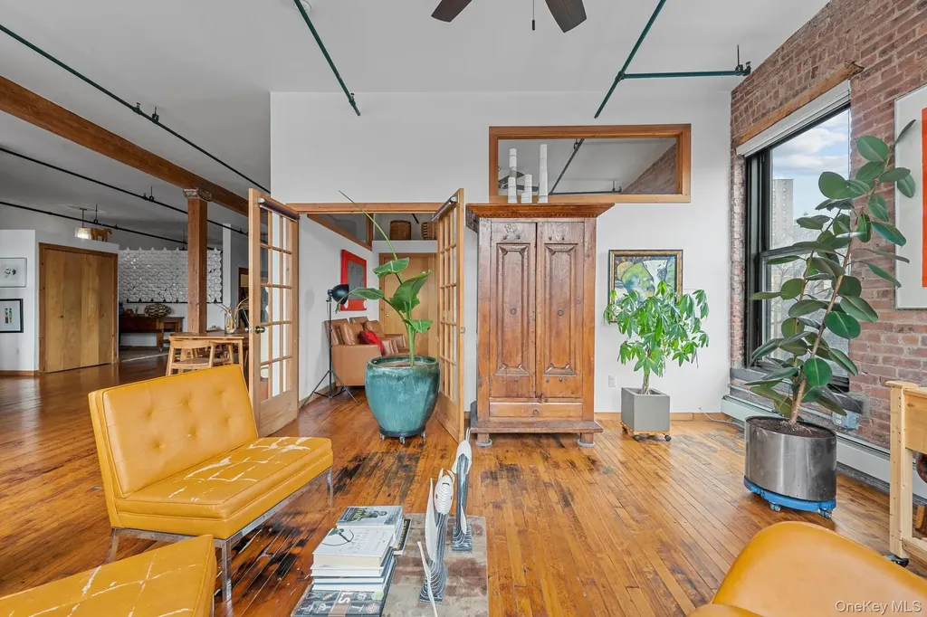 305 E 140th Street Bronx NY 10454