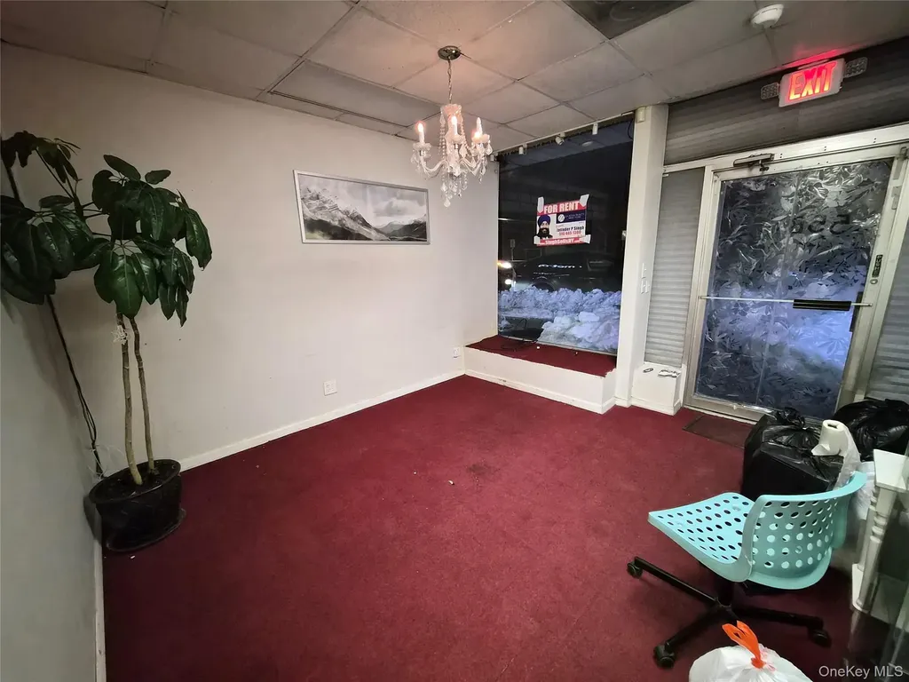 55 Broadway Hicksville NY 11801