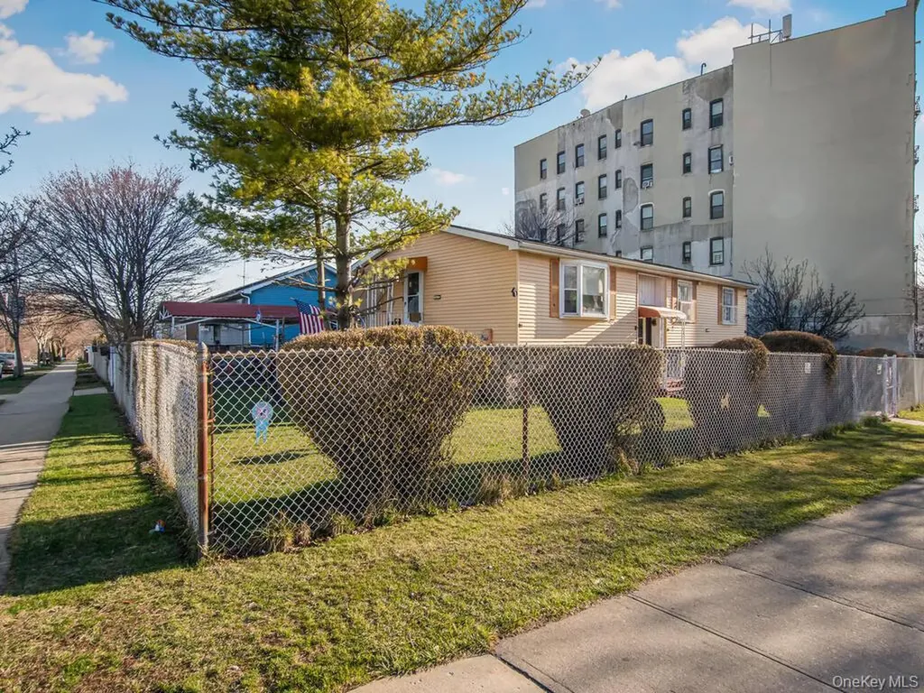 1510 Boston Road Bronx NY 10460
