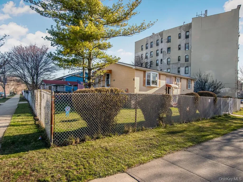1510 Boston Road Bronx NY 10460