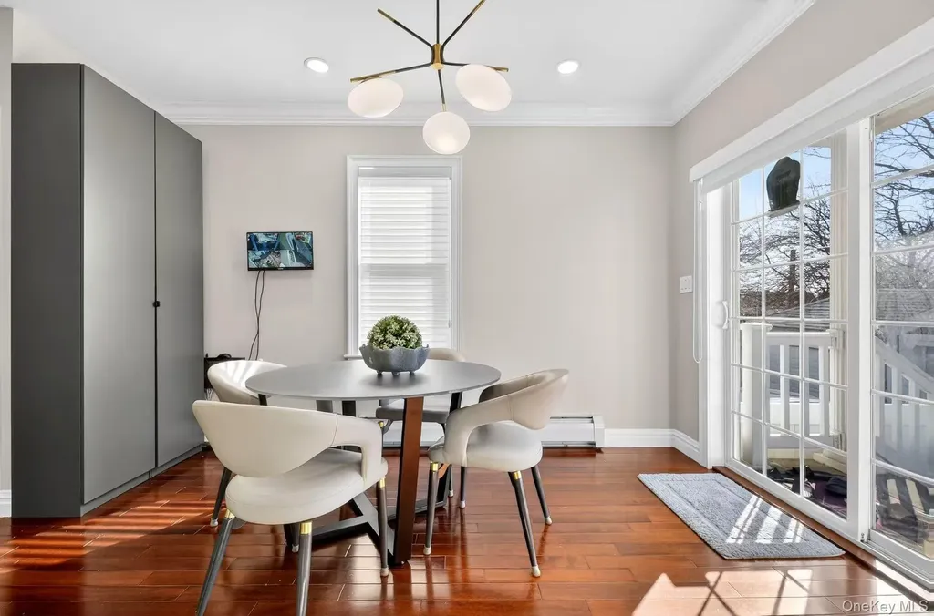 4122 169th Street Flushing NY 11358
