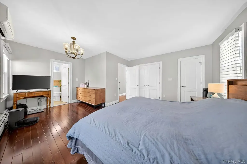 4122 169th Street Flushing NY 11358