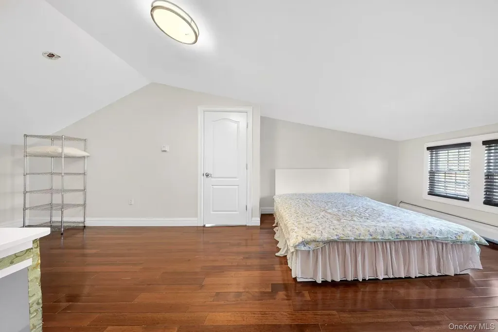 4122 169th Street Flushing NY 11358