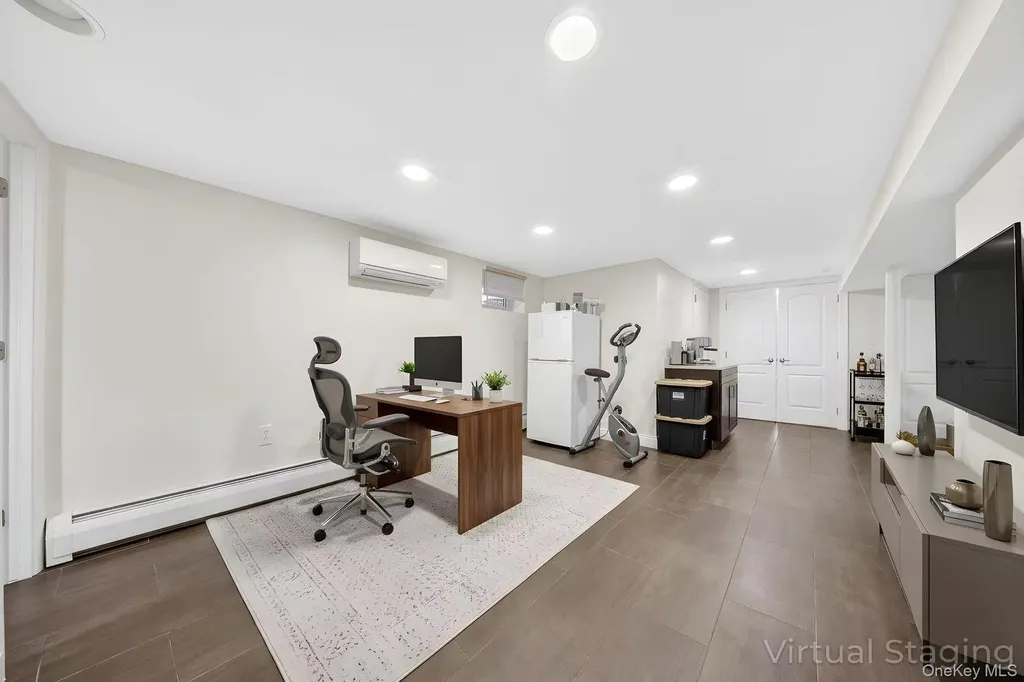 4122 169th Street Flushing NY 11358