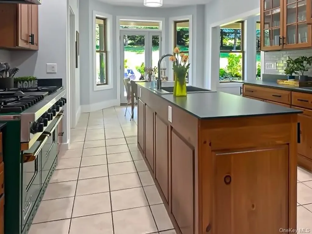 350 Taghkanic Road Elizaville NY 12523