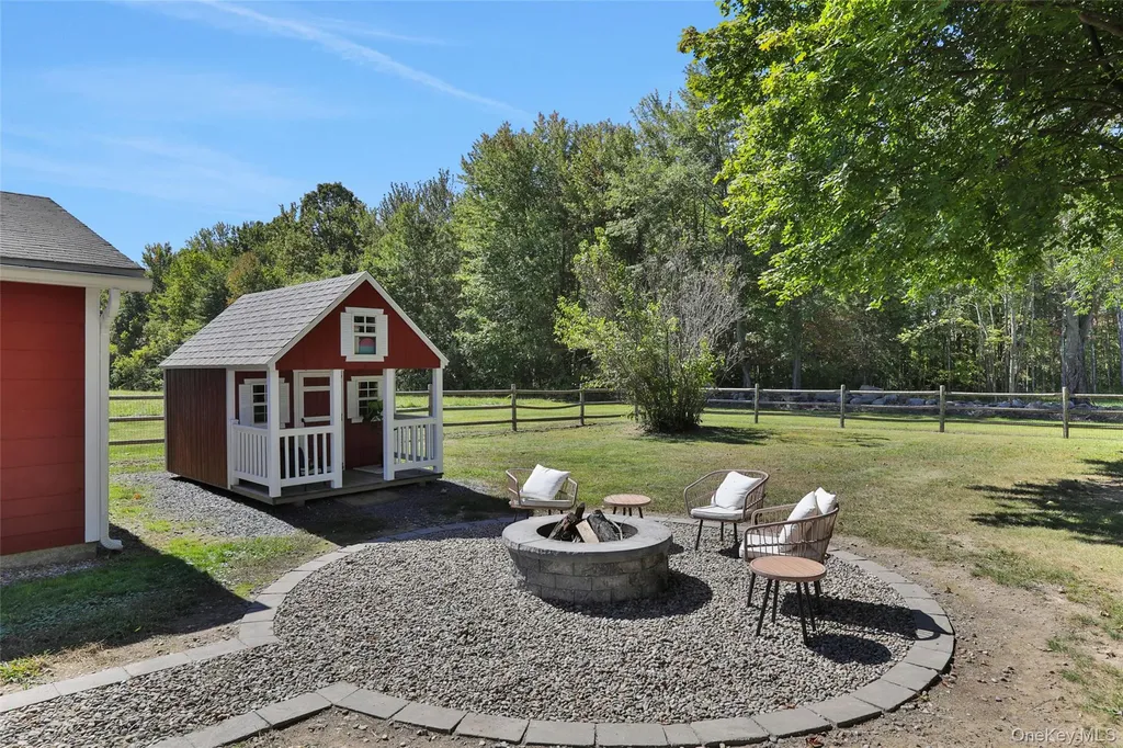 489 Forest Road Wallkill NY 12589