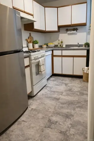 14 Stevens Street White Plains NY 10606