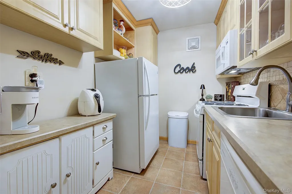 84-39 153rd Avenue Howard Beach NY 11414