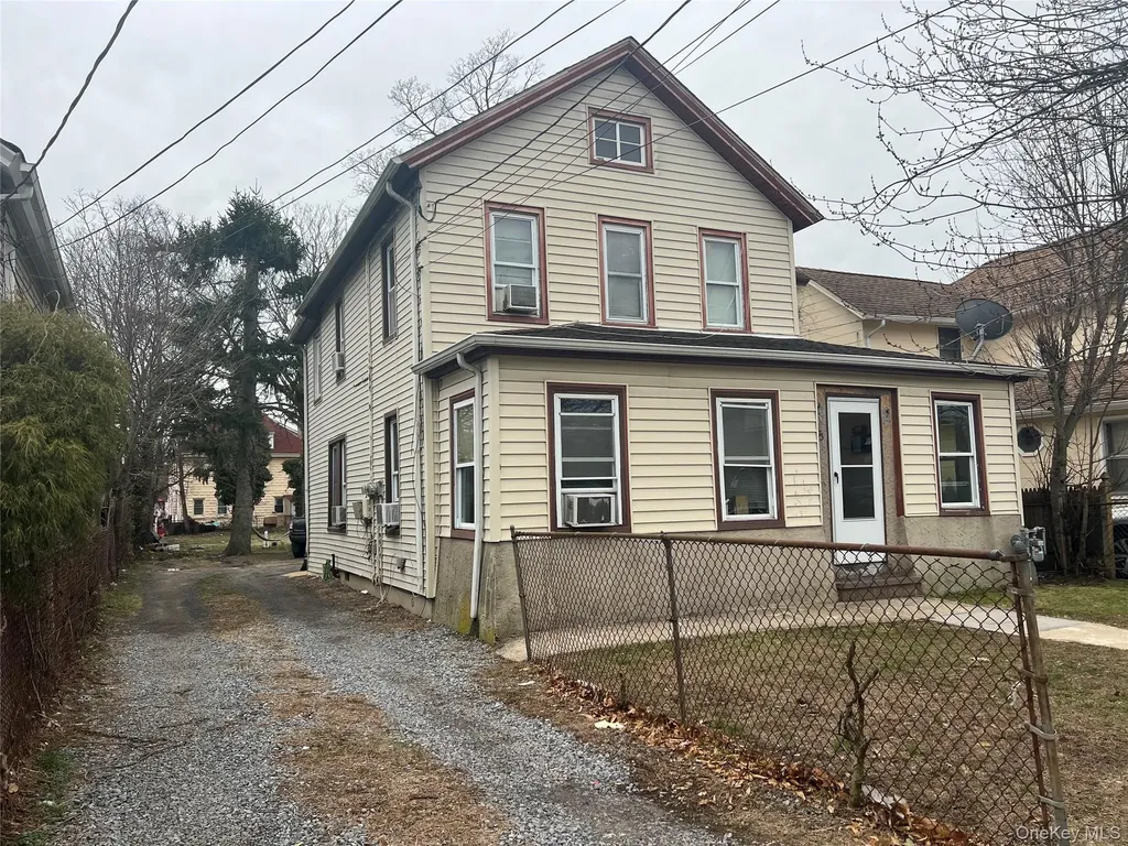 73 Raynor Street Freeport NY 11520