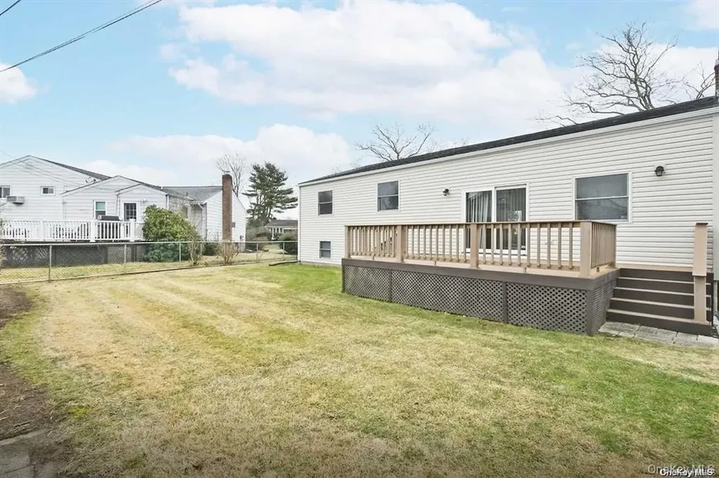 6 Patricia Street Plainview NY 11803