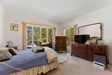 105 Cross Pond Road Pound Ridge NY 10576