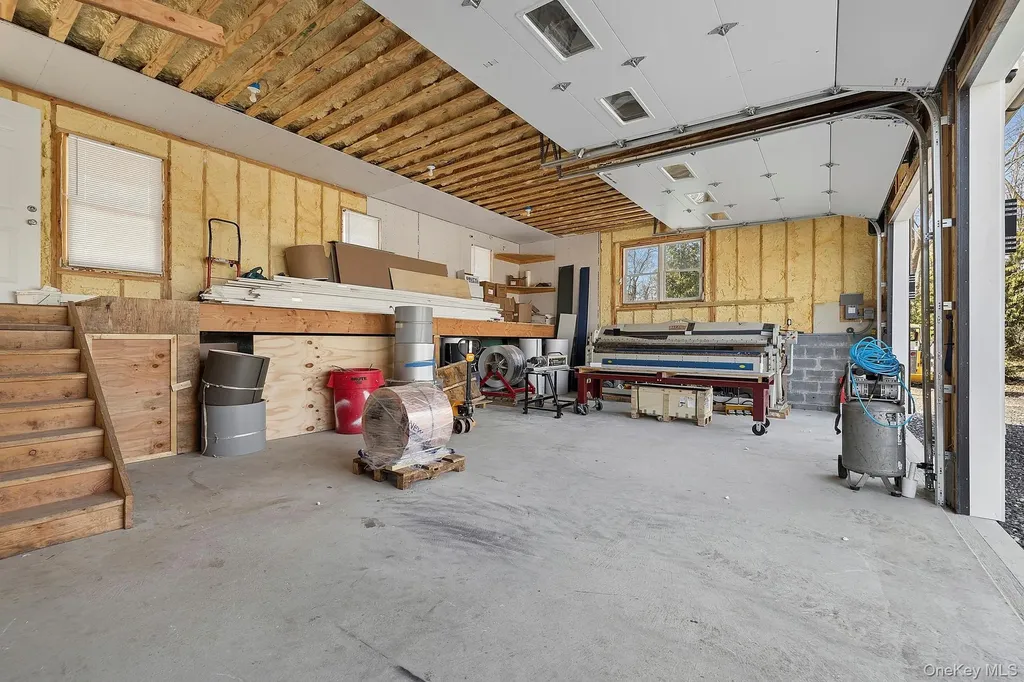 178 Main Road Riverhead NY 11901