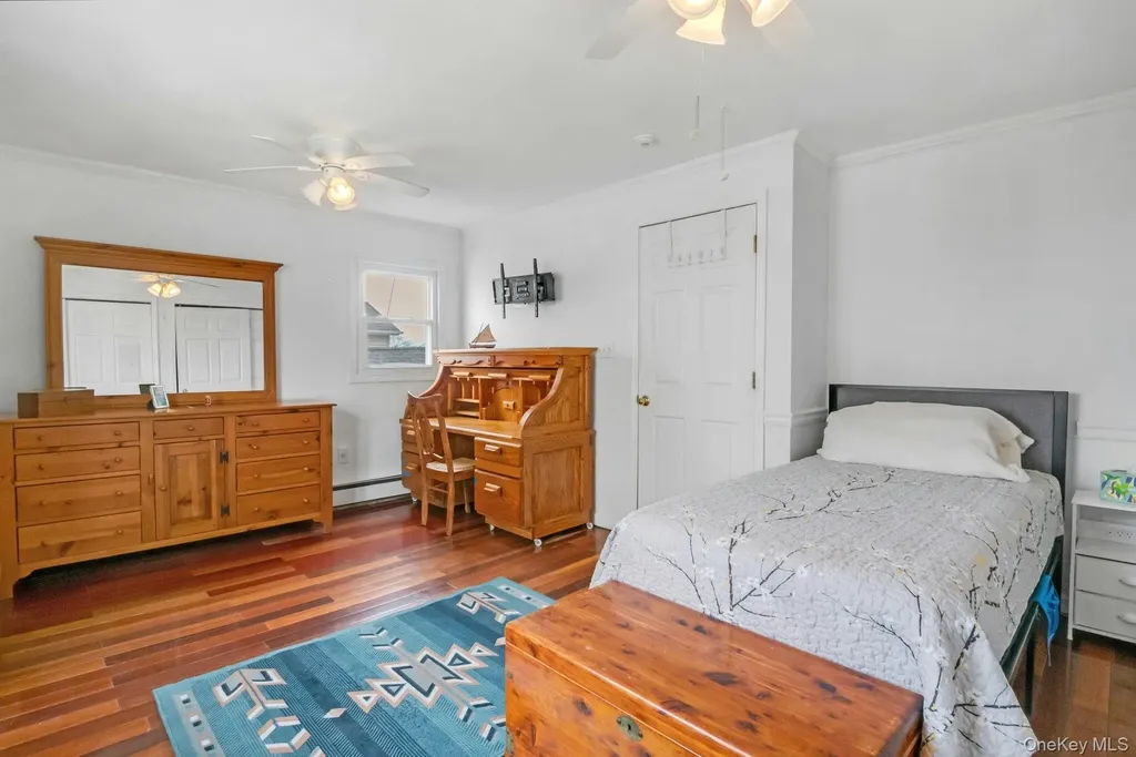 2 Alden Park Bronx NY 10465