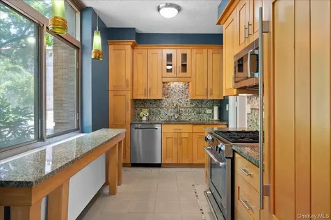 35 N Chatsworth Avenue Larchmont NY 10538