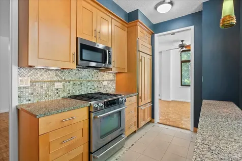 35 N Chatsworth Avenue Larchmont NY 10538