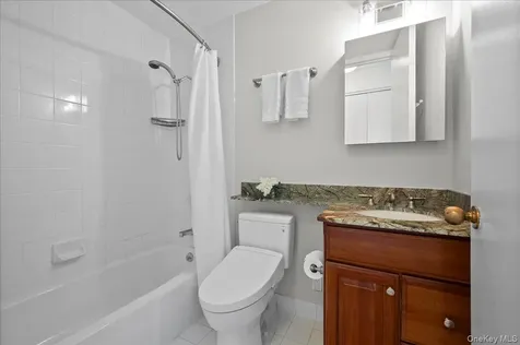35 N Chatsworth Avenue Larchmont NY 10538