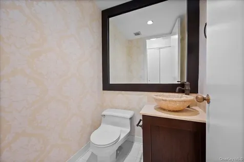 35 N Chatsworth Avenue Larchmont NY 10538