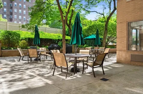 35 N Chatsworth Avenue Larchmont NY 10538