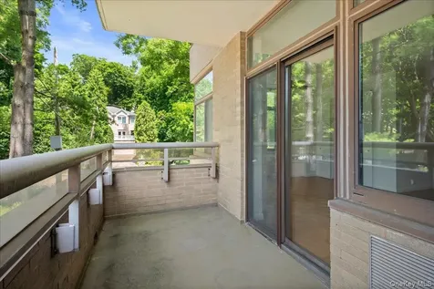 35 N Chatsworth Avenue Larchmont NY 10538