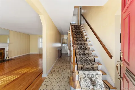 1 Hoover Road Yonkers NY 10710