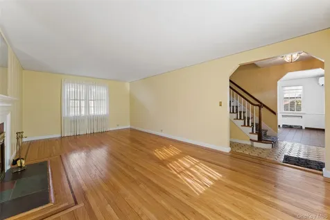 1 Hoover Road Yonkers NY 10710