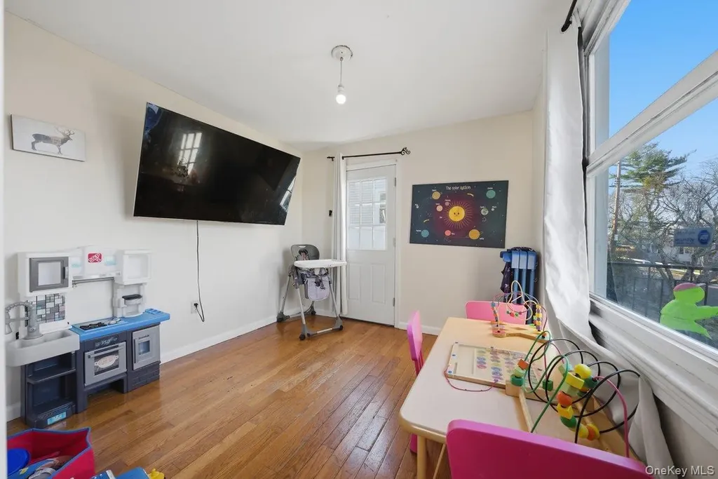 115 Young Avenue Yonkers NY 10710