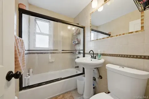 115 Young Avenue Yonkers NY 10710