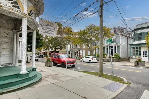 434 Main Street Greenport NY 11944