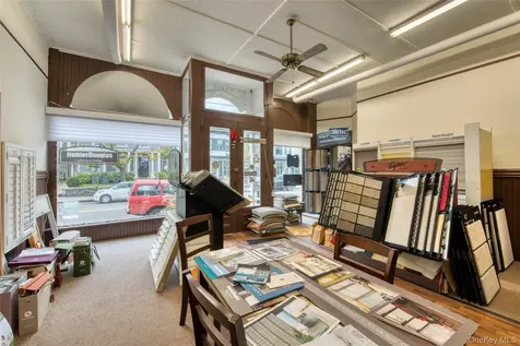 434 Main Street Greenport NY 11944