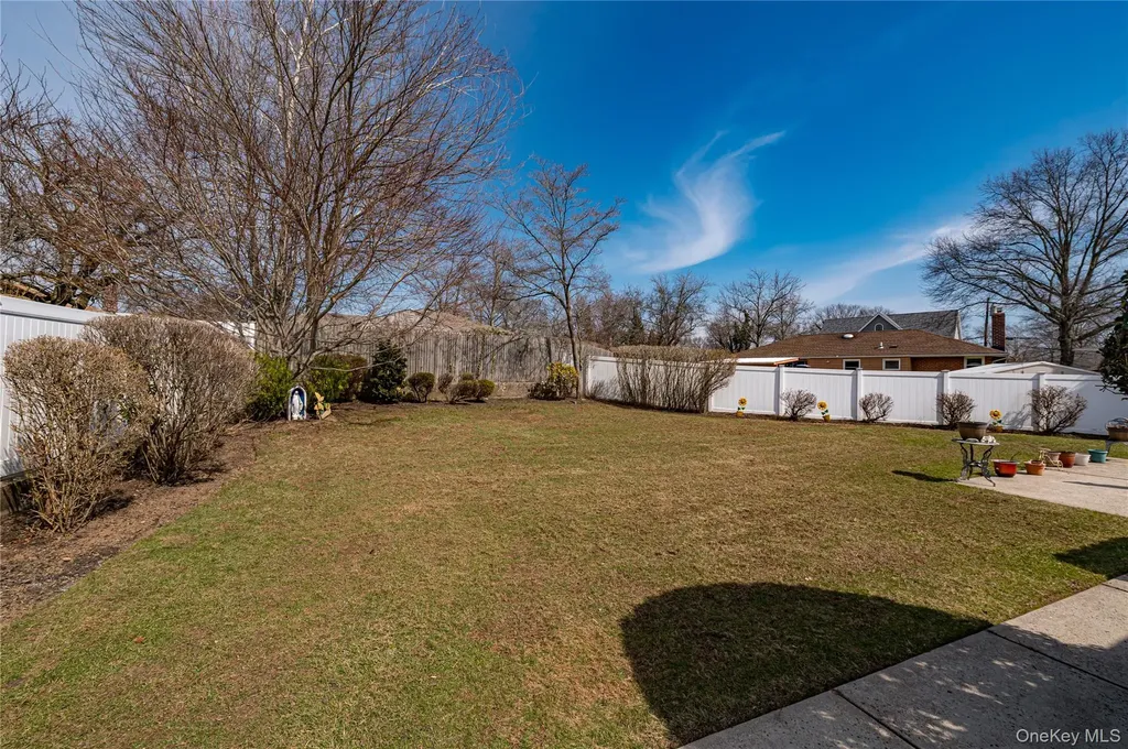23 Olga Lane Commack NY 11725