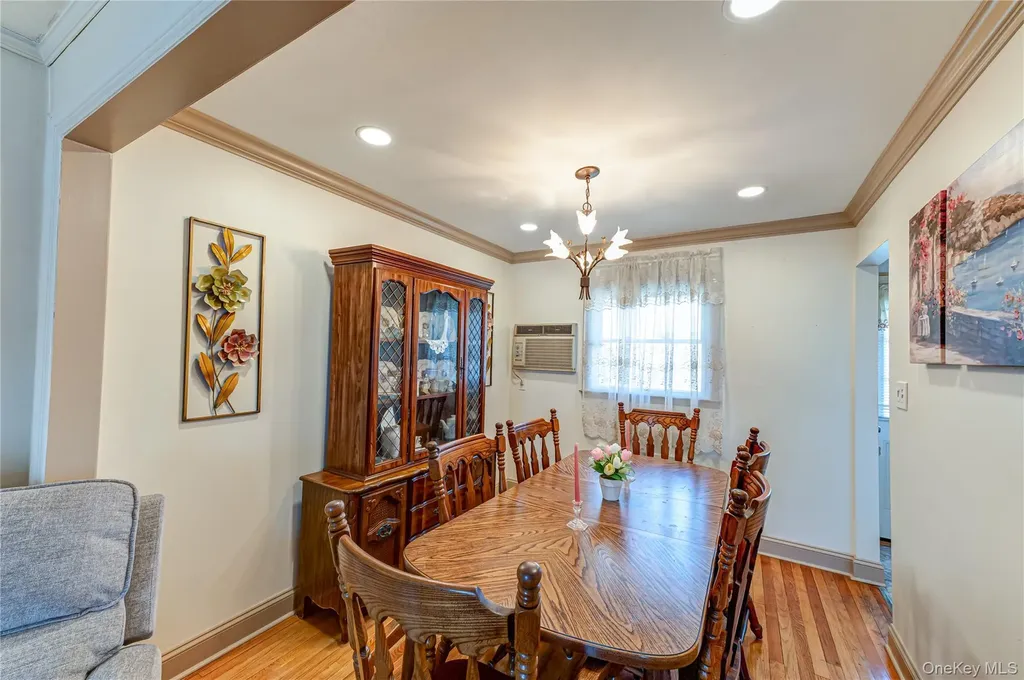 23 Olga Lane Commack NY 11725