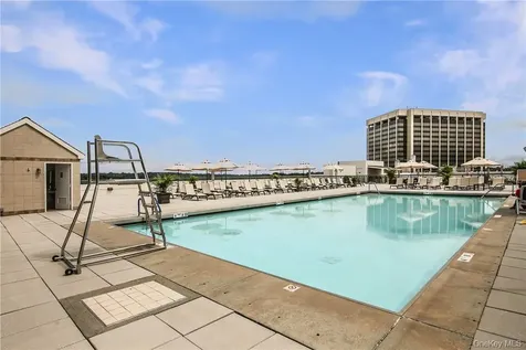 10 City Place White Plains NY 10601