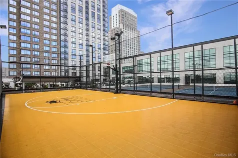 10 City Place White Plains NY 10601