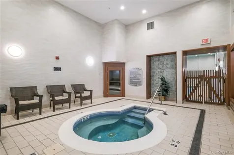 10 City Place White Plains NY 10601