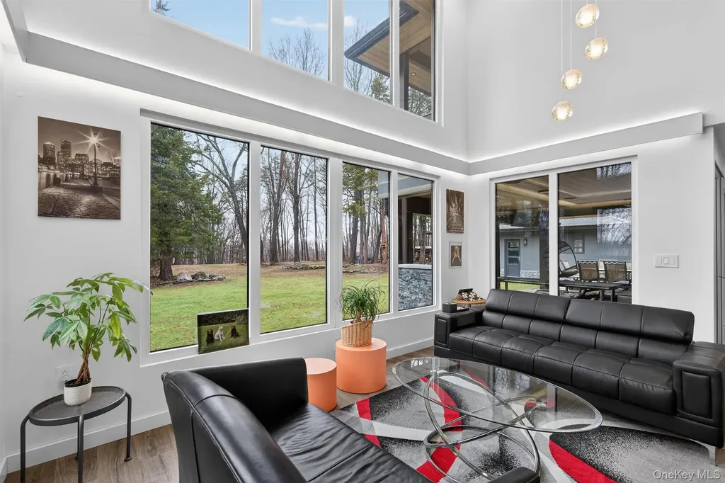 41 Sand Hill Lane Florida NY 10921