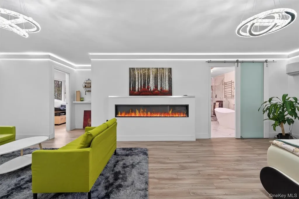 41 Sand Hill Lane Florida NY 10921