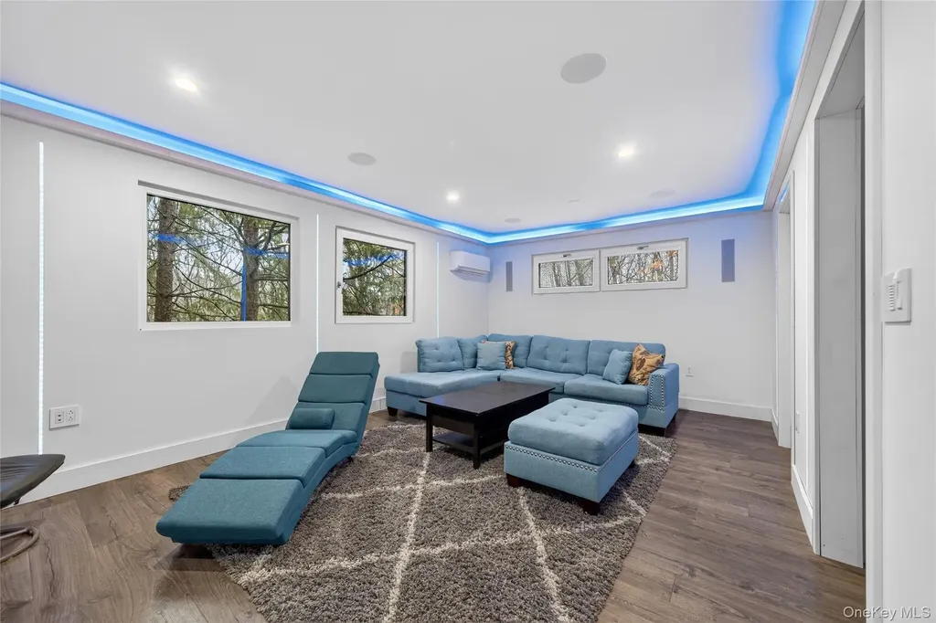 41 Sand Hill Lane Florida NY 10921