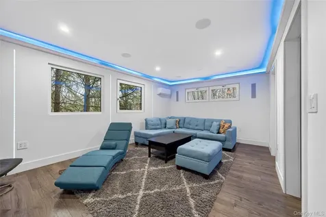 41 Sand Hill Lane Florida NY 10921