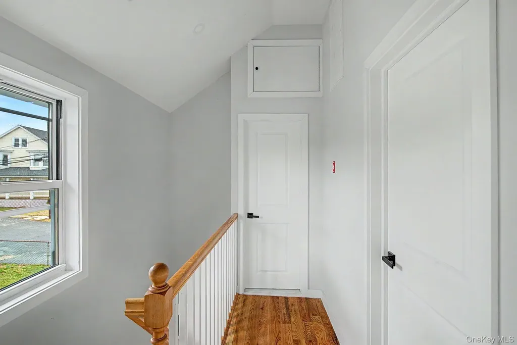 19 West Side Avenue Bay Shore NY 11706