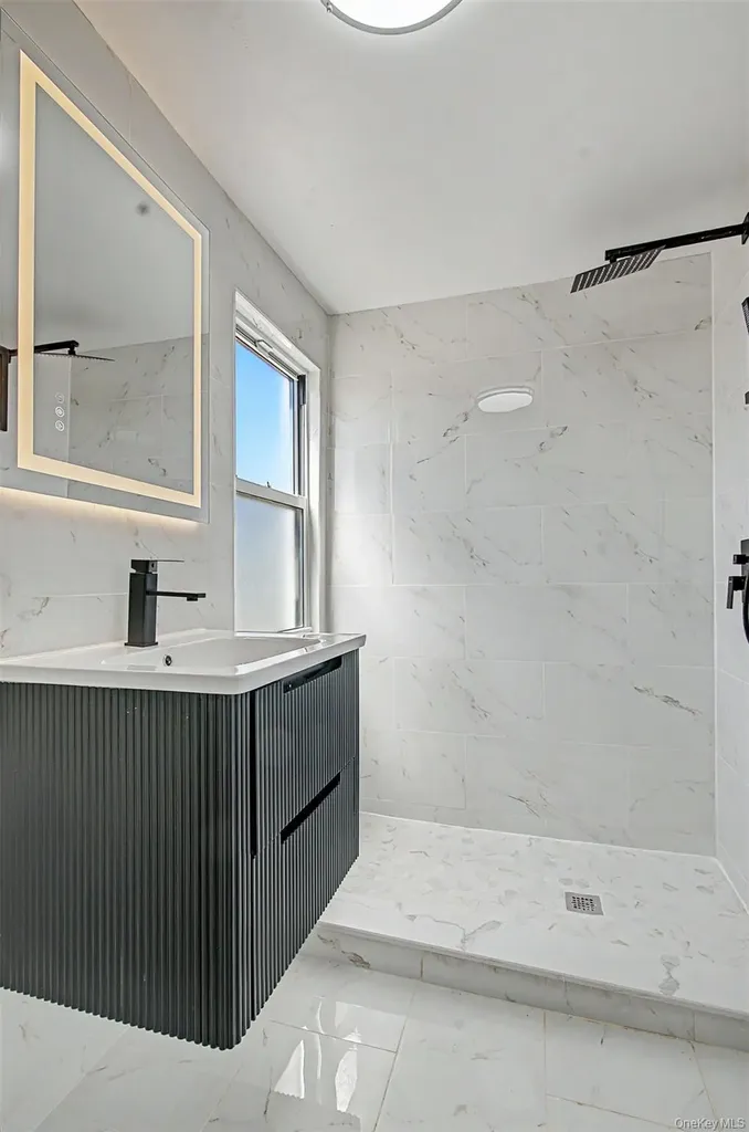19 West Side Avenue Bay Shore NY 11706
