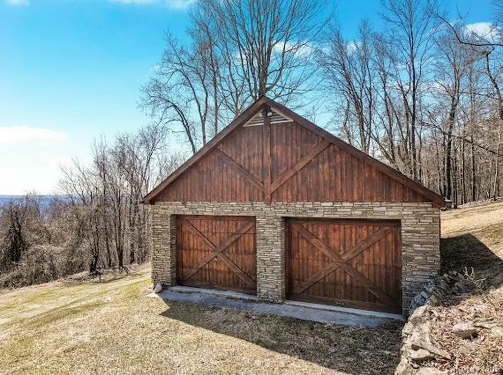 68 Fire Tower Road Bloomingburg NY 12721