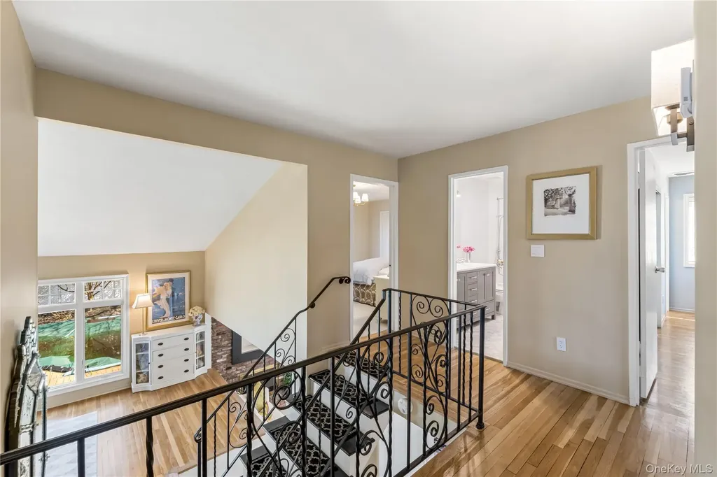 22 Delaware Avenue Jericho NY 11753