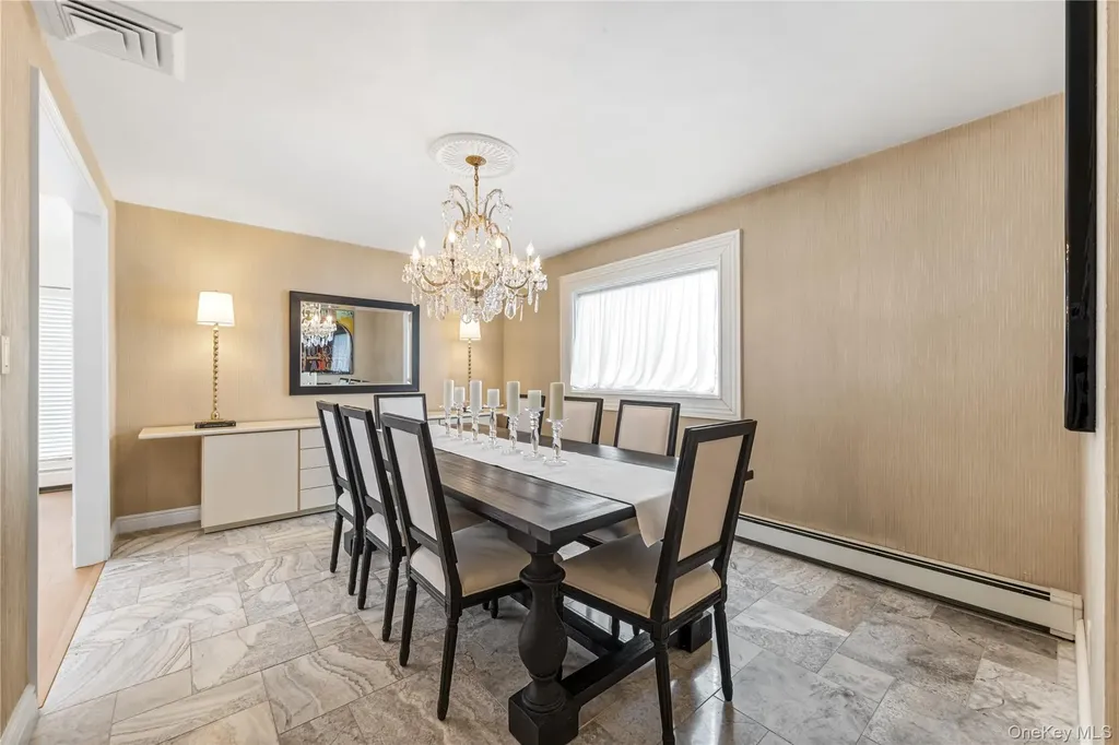 22 Delaware Avenue Jericho NY 11753