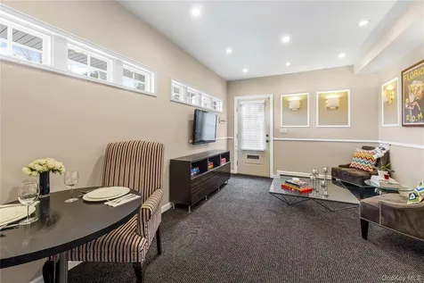 22 Delaware Avenue Jericho NY 11753