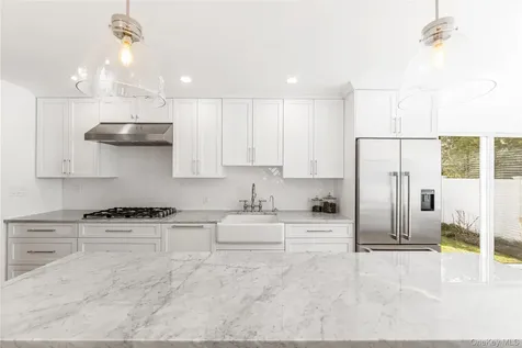 22 Delaware Avenue Jericho NY 11753