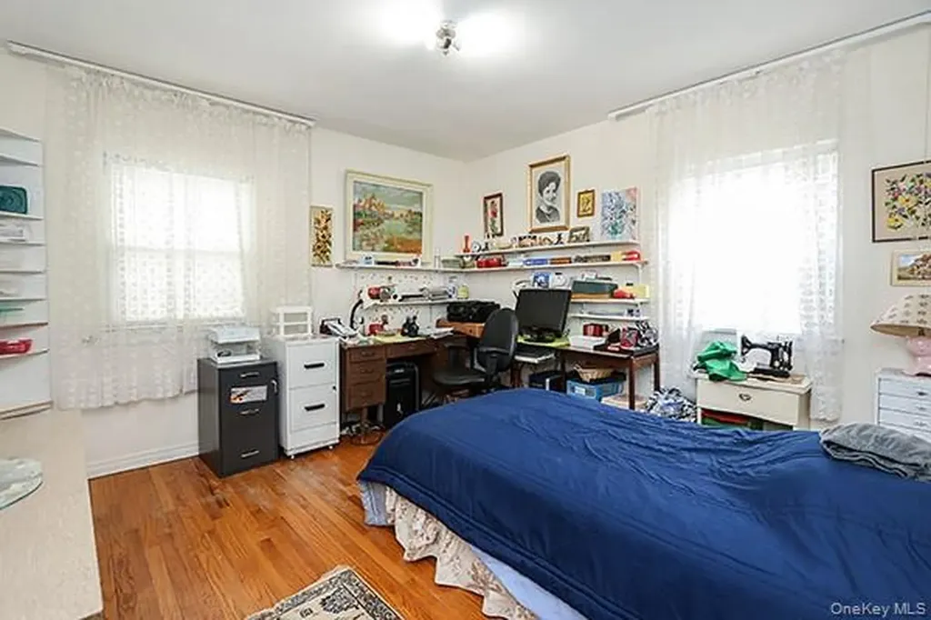 97 Vanderbilt Avenue Manhasset NY 11030